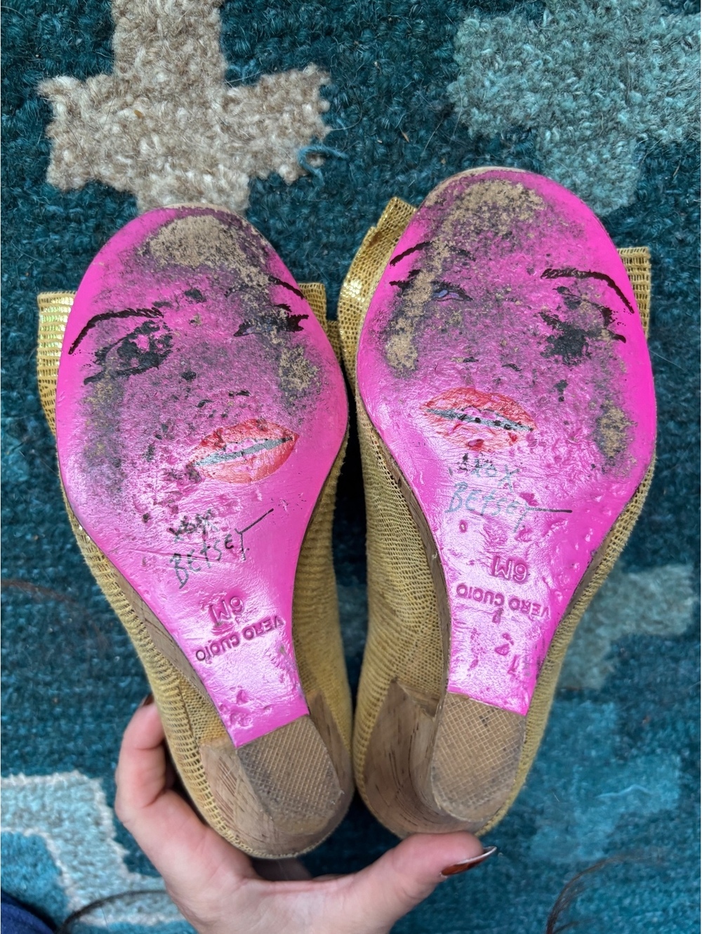 Fabulous Vintage Betsey Johnson wedges - Picture 5 of 5